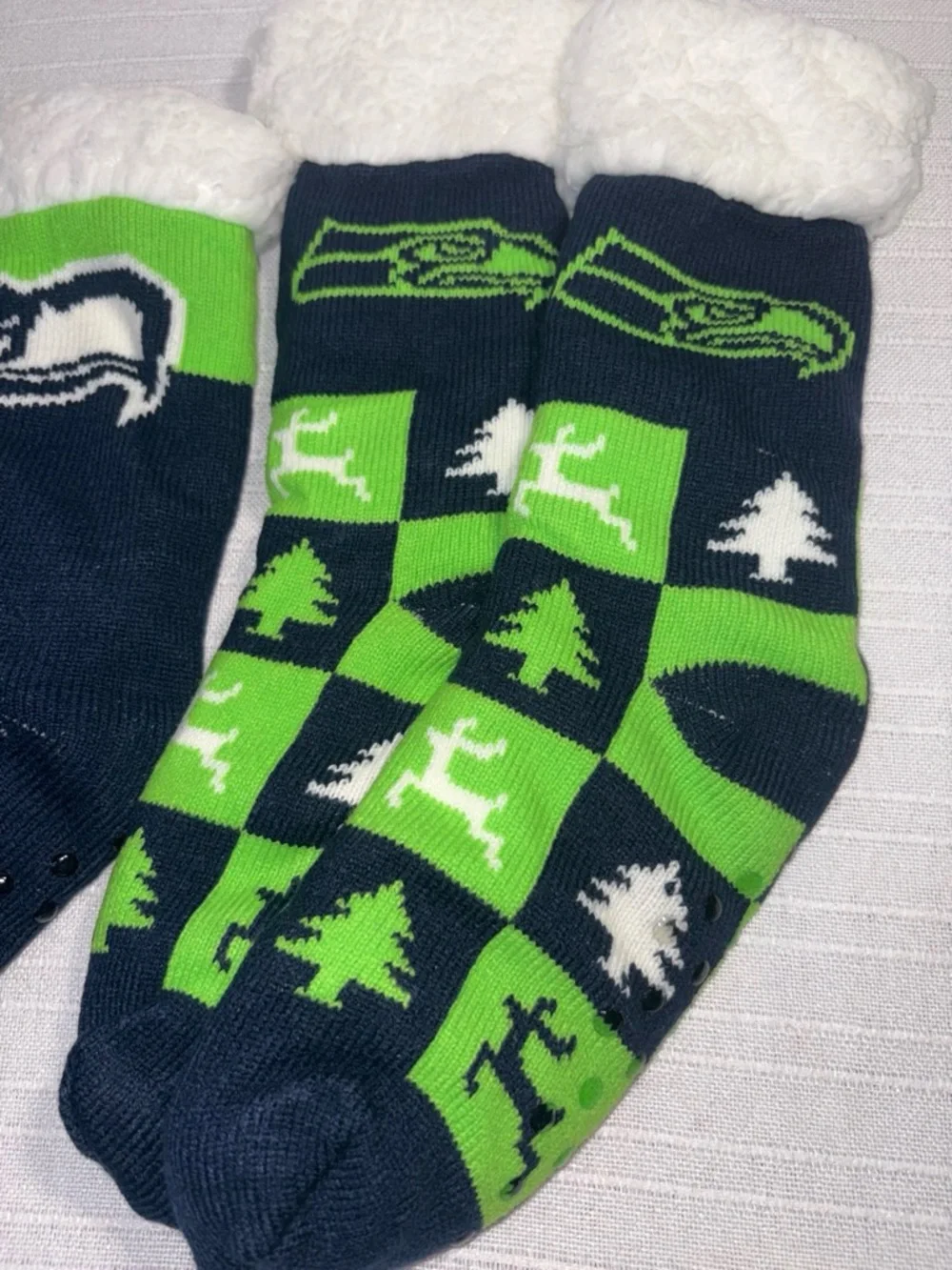 NWT  NFL Seattle Seahawks Slipper Socks 2 Pack Blue Green One Size